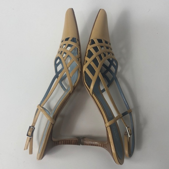 SOLD Tiffany’s Lambertson Truex Nude Kitten Heels - Picture 4 of 8